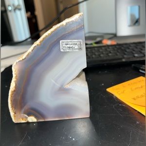 Genuine Agate Bookend (1), paper weight or like I use it for is decoration.
